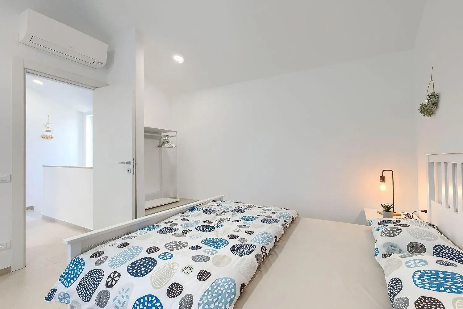 Holiday home 250 Meter Zum Strand Mit Privatpool, Bbq, Klima Premantura